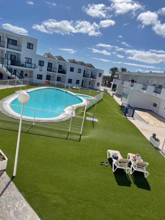 Costa Calma Sun & Beach Apartment - Wifi & Pool Exterior foto