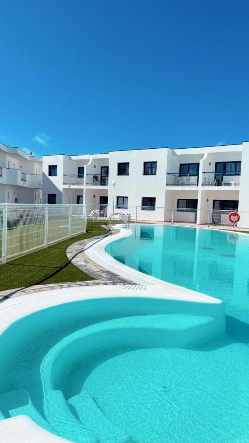 Costa Calma Sun & Beach Apartment - Wifi & Pool Exterior foto